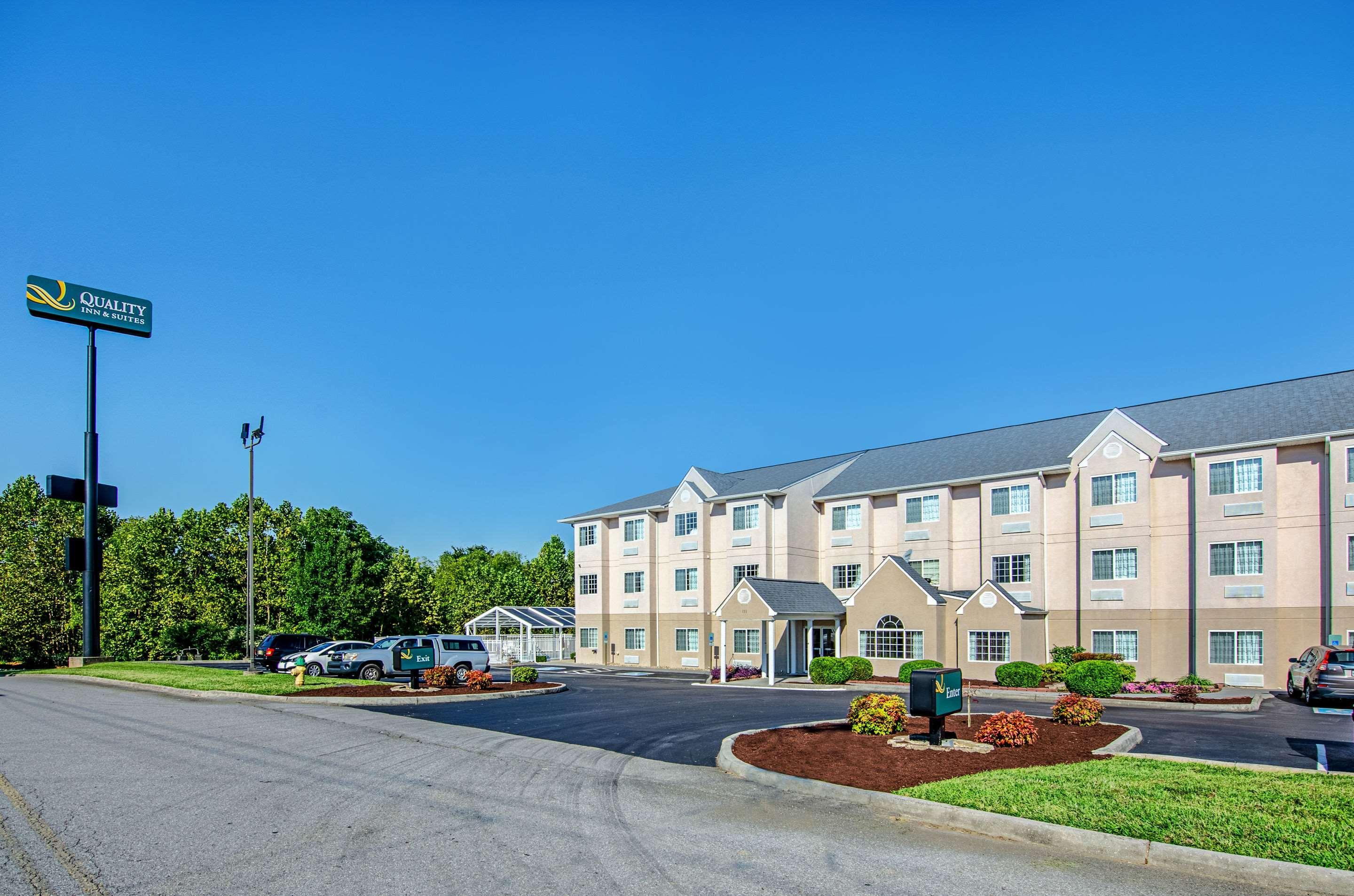Quality Inn & Suites I-81 Exit 7 Bristol Exterior foto