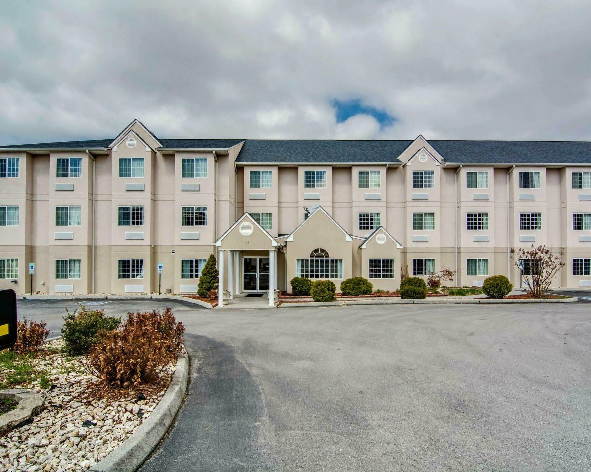 Quality Inn & Suites I-81 Exit 7 Bristol Exterior foto